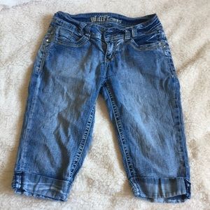 Wallflower Denim Capris